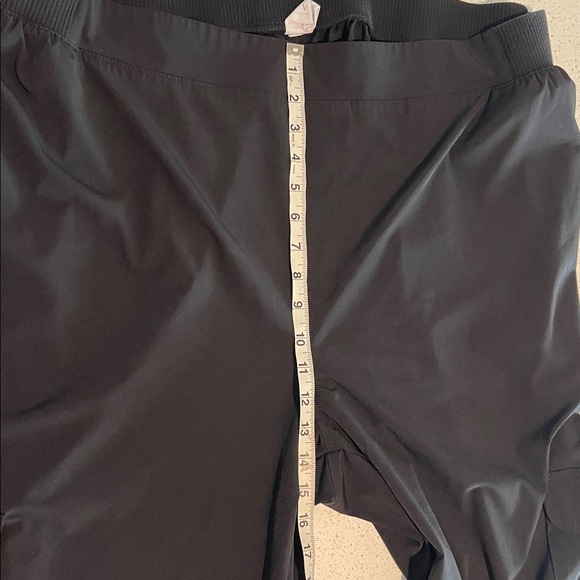 Livi Active Black Cargo Pants - Picture 10 of 12